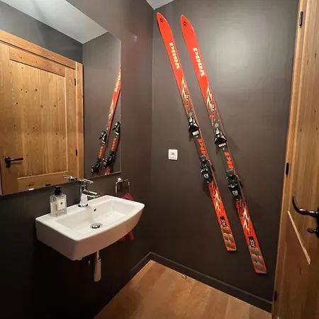 Deluxe Apartment *