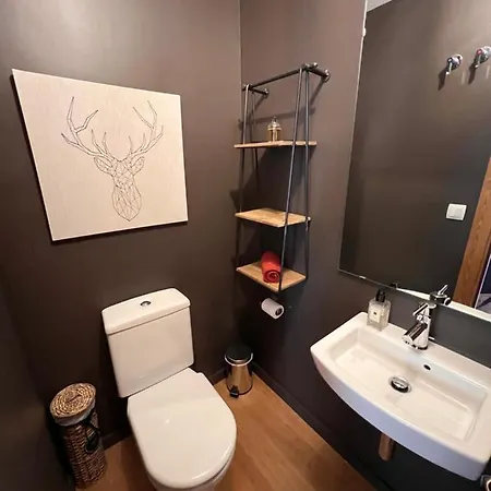 Deluxe Apartment *